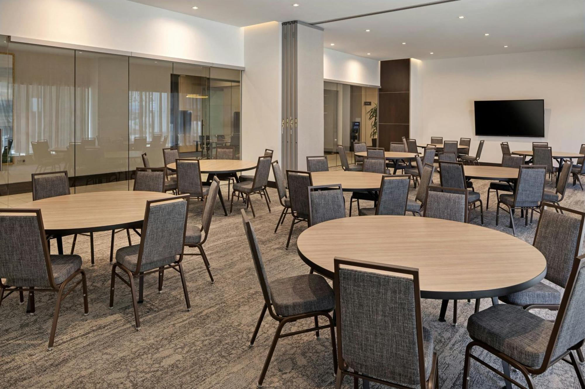 Ac Hotel By Marriott Beverly Hills — Foto 3